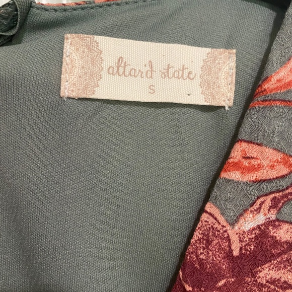 Dress - Picture 2 of 3